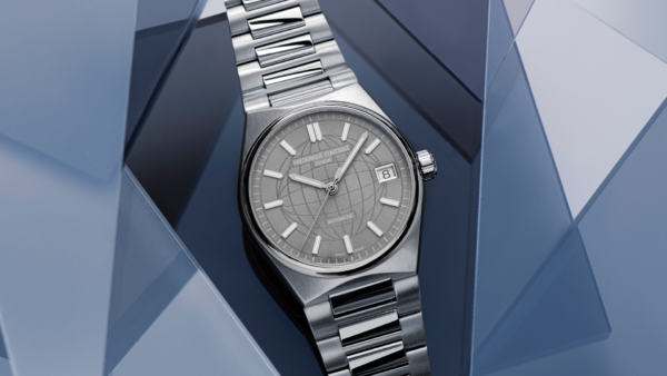 Highlife Ladies Automatic watch for woman. Automatic movement, grey dial, stainless-steel case, date window and stainless-steel integrated and interchangeable bracelet